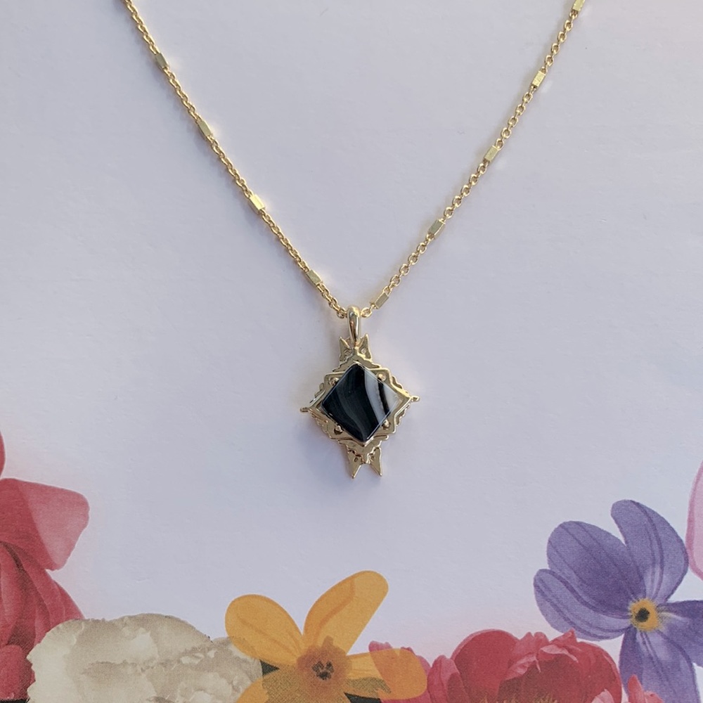 Kendra Scott Cass Long Necklace in Black Banded Agate